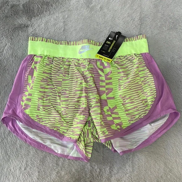 Nike Running Shorts - Picture 4 of 6